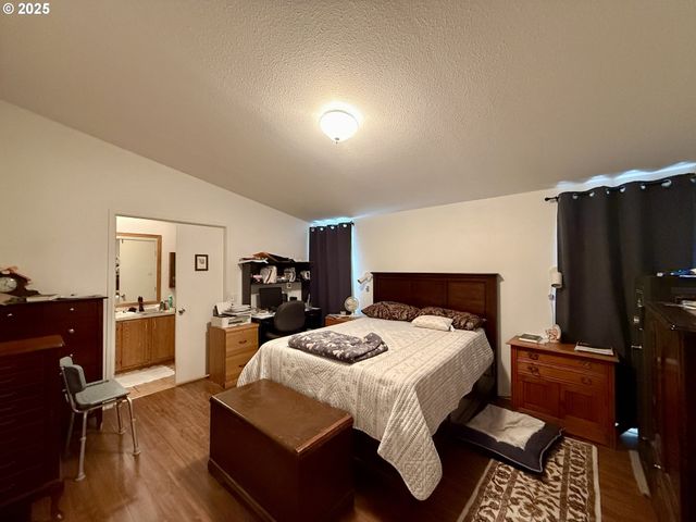 1305 KRISTI Loop, Lakeside, OR 97449