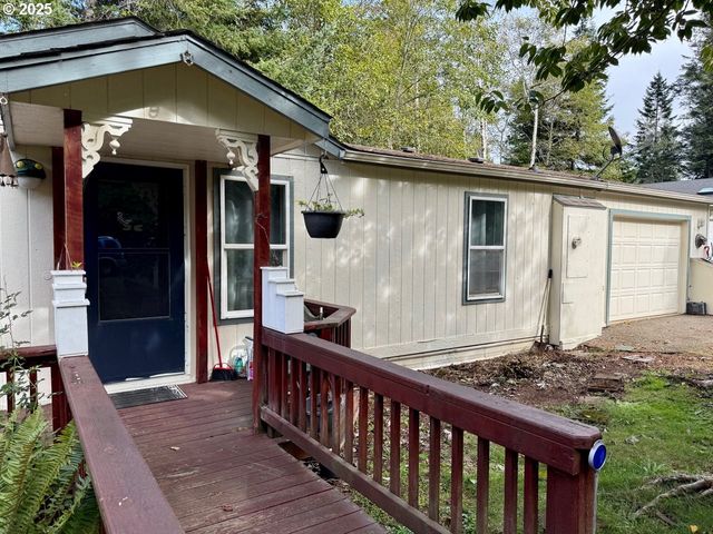 1305 KRISTI Loop, Lakeside, OR 97449