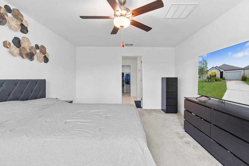 Image 21 of property listing at 4020 GREAT VESSEL PLACE, Plant City, FL 33565