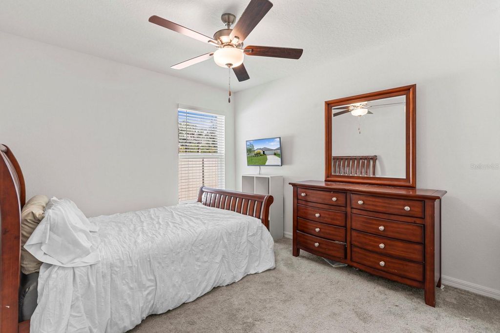 Image 30 of property listing at 4020 GREAT VESSEL PLACE, Plant City, FL 33565