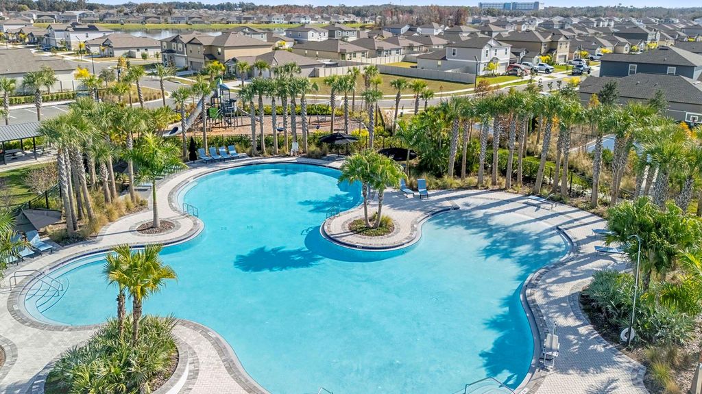 Image 59 of property listing at 4020 GREAT VESSEL PLACE, Plant City, FL 33565