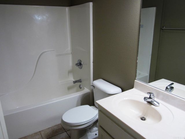 2415 Canterbury Court, Cabot, AR 72023