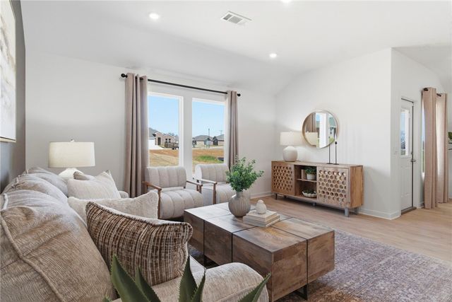 3050 Laredo Lane, Centerton, AR 72736