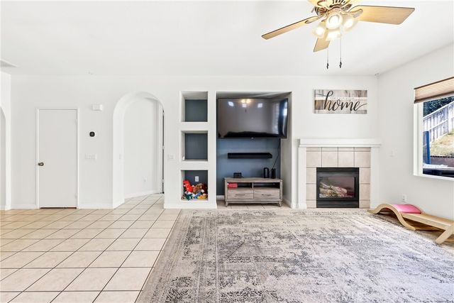 32077 Poppy Way, Lake Elsinore, CA 92532
