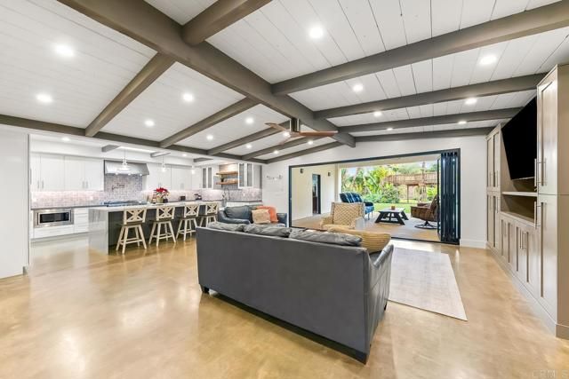 2955 Valley Street, Carlsbad, CA 92008