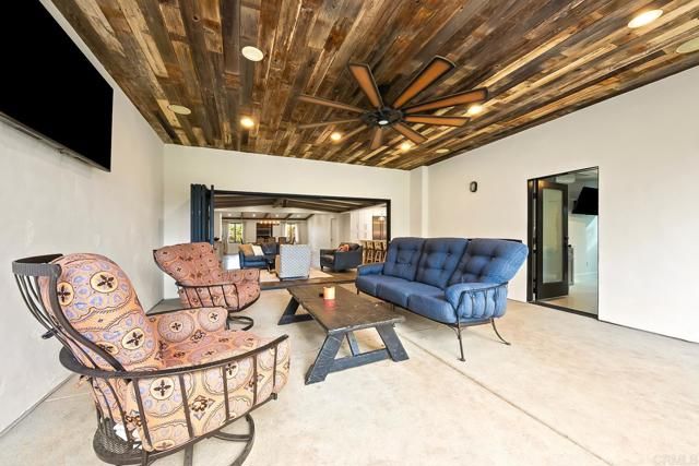 2955 Valley Street, Carlsbad, CA 92008