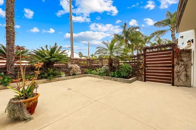 2955 Valley Street, Carlsbad, CA 92008