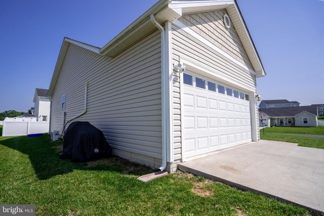 625 JENSEN WAY, Martinsburg, WV 25401