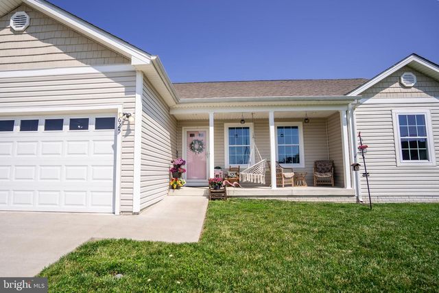 625 JENSEN WAY, Martinsburg, WV 25401