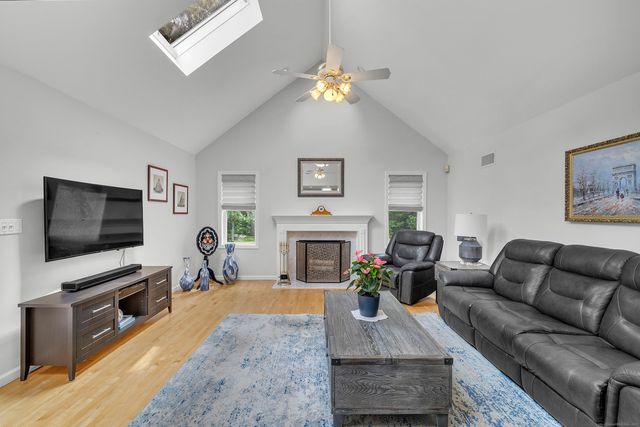 65 Newent Road, Lisbon, CT 06351