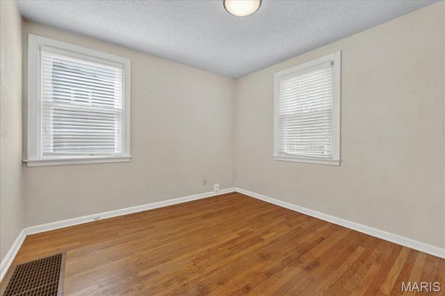 741 Club Lane, Kirkwood, MO 63122