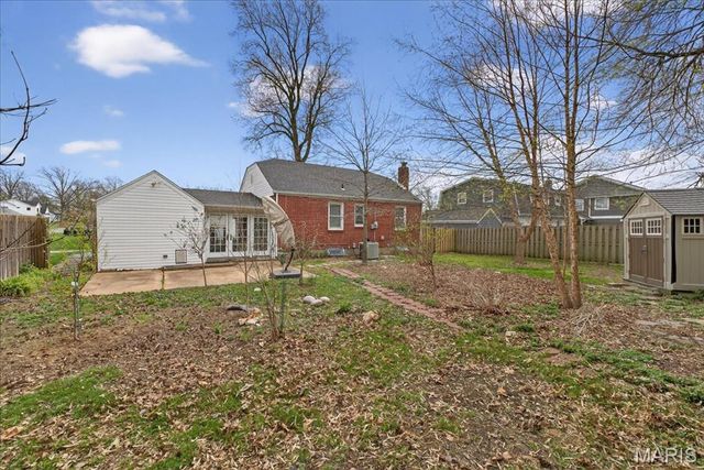 741 Club Lane, Kirkwood, MO 63122