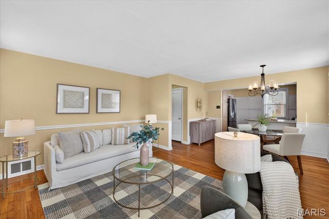 741 Club Lane, Kirkwood, MO 63122