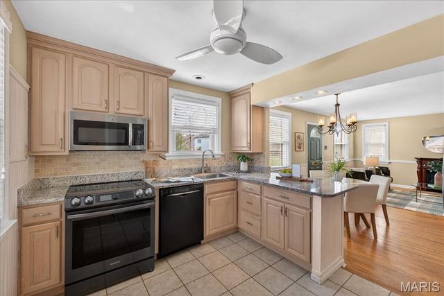 741 Club Lane, Kirkwood, MO 63122