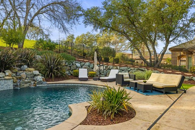 6040 Aldea Dr, El Dorado Hills, CA 95762