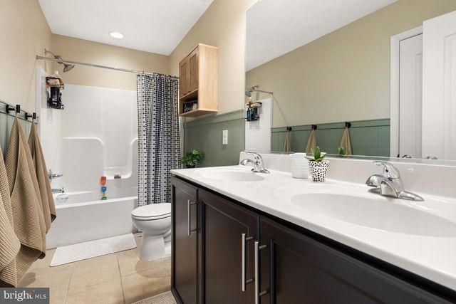 360 DINWIDDIE WAY, Kearneysville, WV 25430