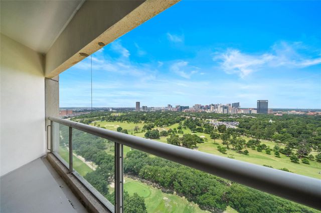 1701 Hermann Drive 21F, Houston, TX 77004