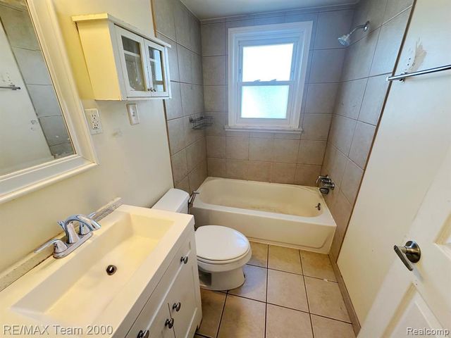 21230 Audette Street, Dearborn, MI 48124