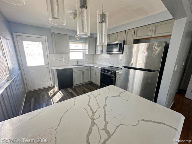 21230 Audette Street, Dearborn, MI 48124
