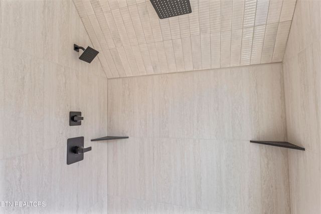 5734 Ball Rd, Knoxville, TN 37931