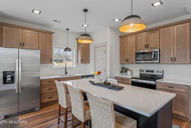 5734 Ball Rd, Knoxville, TN 37931