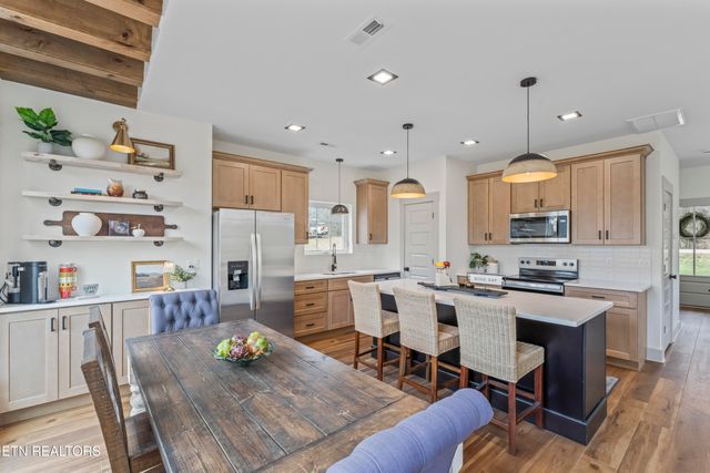 5734 Ball Rd, Knoxville, TN 37931