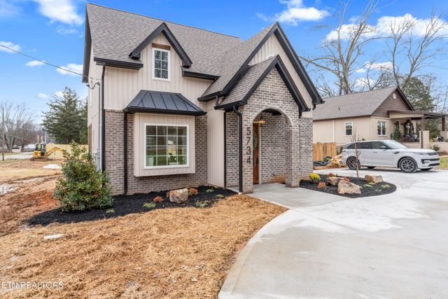 5734 Ball Rd, Knoxville, TN 37931