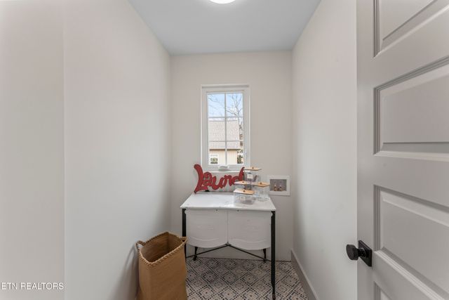 5734 Ball Rd, Knoxville, TN 37931