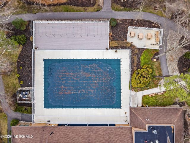 2315 Kira Court, Toms River, NJ 08755