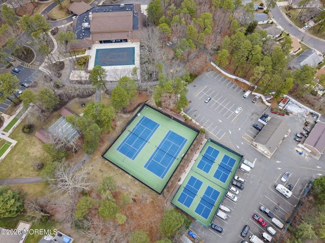 2315 Kira Court, Toms River, NJ 08755