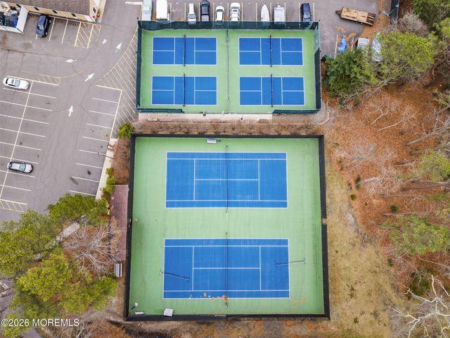 2315 Kira Court, Toms River, NJ 08755