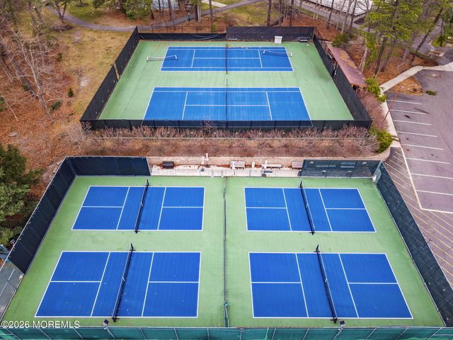 2315 Kira Court, Toms River, NJ 08755