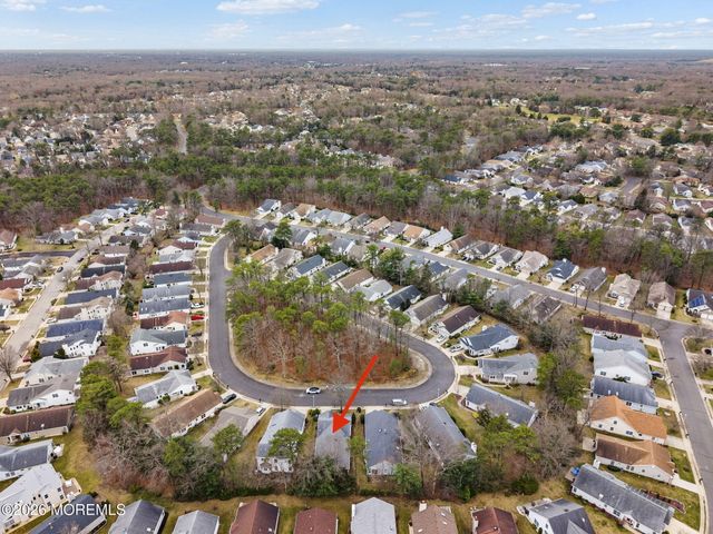 2315 Kira Court, Toms River, NJ 08755