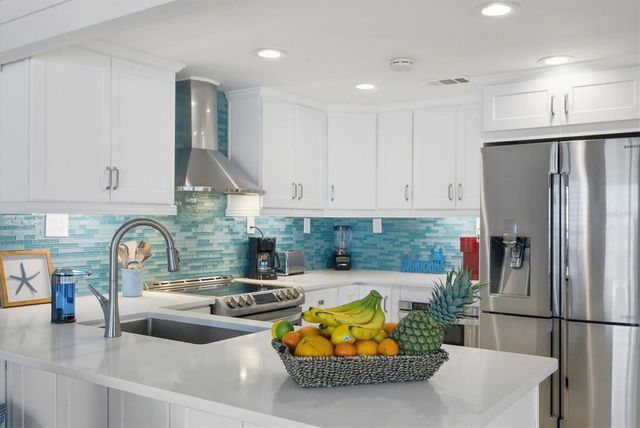 33 S GULF BOULEVARD A, Placida, FL 33946