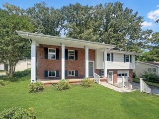1025 S Seminole Drive, Chattanooga, TN 37412