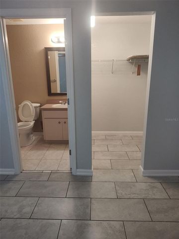 406 FOX LAKE DRIVE, Lakeland, FL 33809