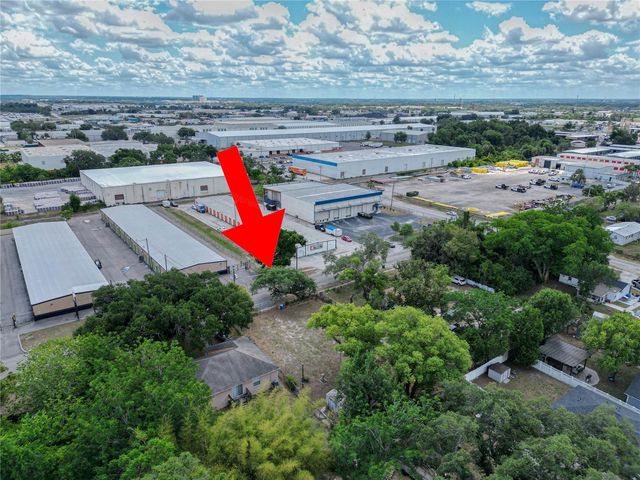 6208 N 50TH STREET, Tampa, FL 33610