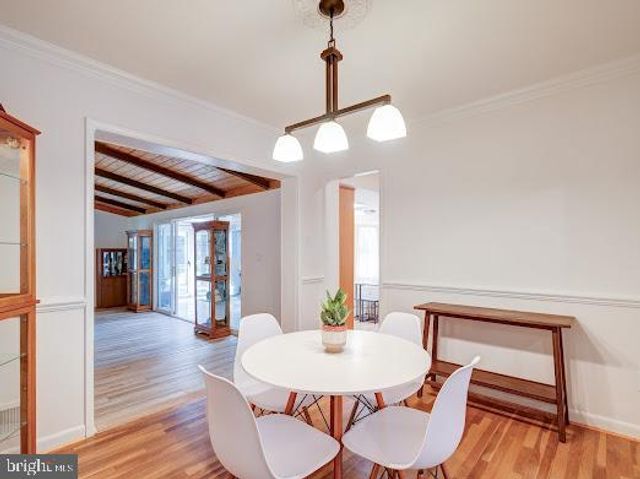 5705 BUCKINGHAM PALACE CT, Alexandria, VA 22315