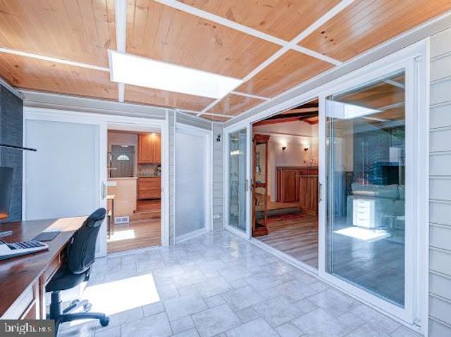 5705 BUCKINGHAM PALACE CT, Alexandria, VA 22315