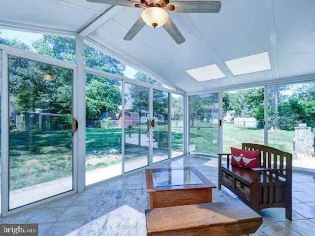 5705 BUCKINGHAM PALACE CT, Alexandria, VA 22315