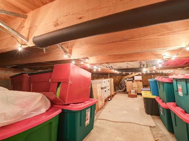 5705 BUCKINGHAM PALACE CT, Alexandria, VA 22315
