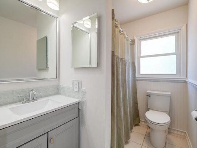 5705 BUCKINGHAM PALACE CT, Alexandria, VA 22315