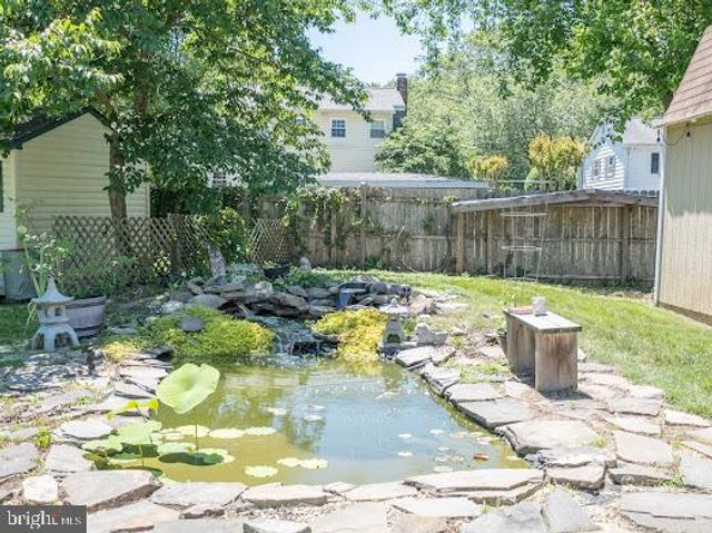 5705 BUCKINGHAM PALACE CT, Alexandria, VA 22315