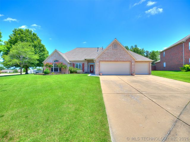 9808 E 84th Street North, Owasso, OK 74055