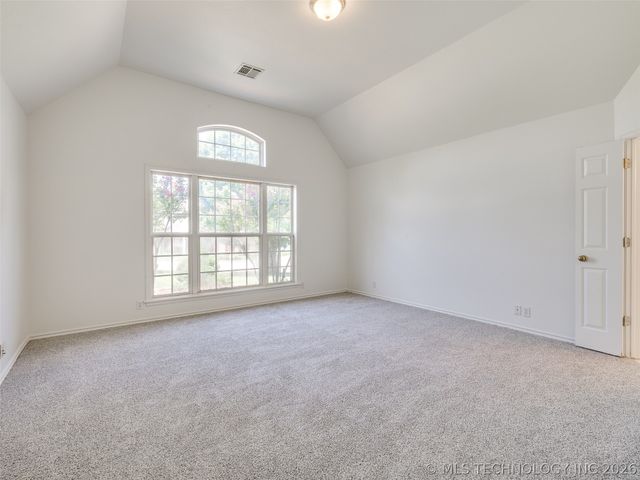 9808 E 84th Street North, Owasso, OK 74055