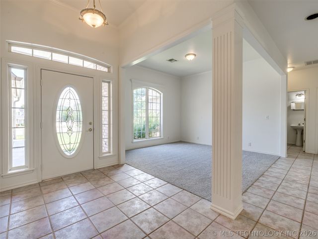 9808 E 84th Street North, Owasso, OK 74055