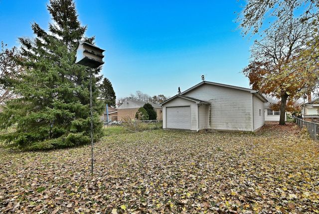 8916 Cherry Avenue, River Grove, IL 60171