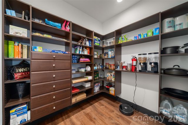 41 Ben Lippen School Road, Asheville, NC 28806