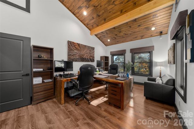 41 Ben Lippen School Road, Asheville, NC 28806
