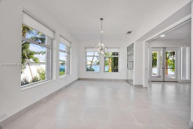 621 N Mashta Drive, Key Biscayne, FL 33149